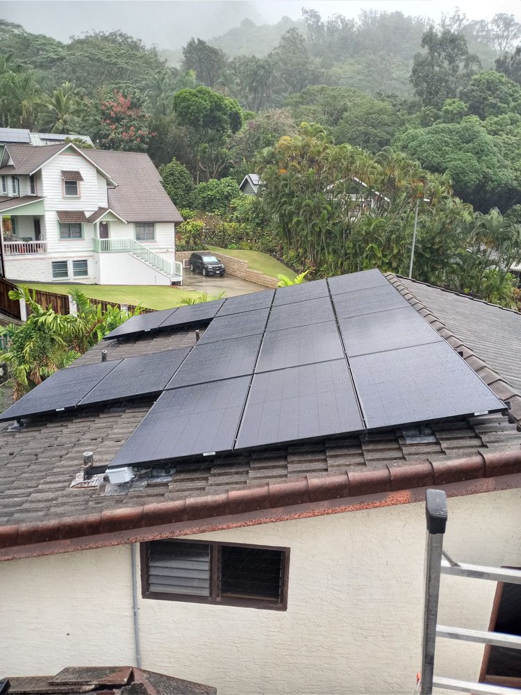 (16)of 28 panel installation on Roma monier tile(Maunawili,Oahu)Jan25,2024